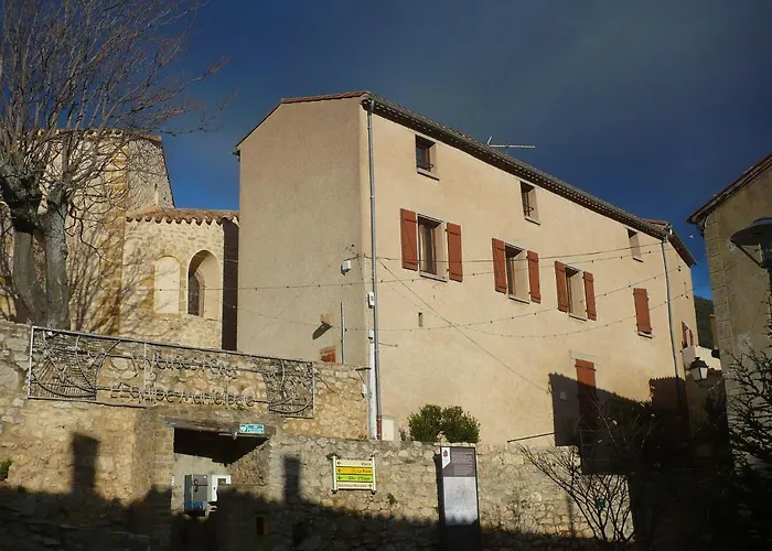 Xl Familles Et Groupes Sous Peyrepertuse Vandrarhem