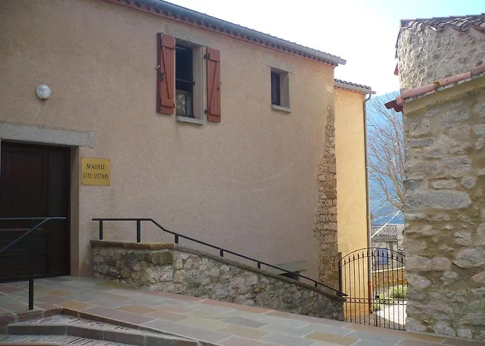 Xl Familles Et Groupes Sous Peyrepertuse Vandrarhem Duilhac