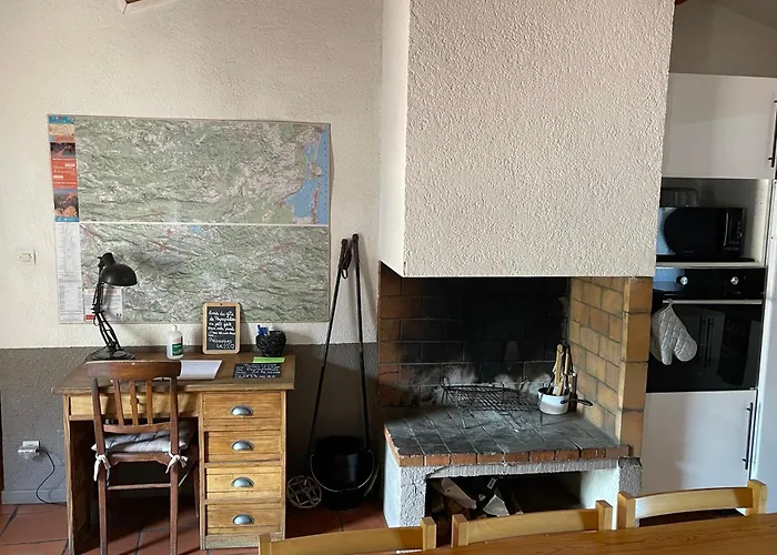 Xl Familles Et Groupes Sous Peyrepertuse Vandrarhem